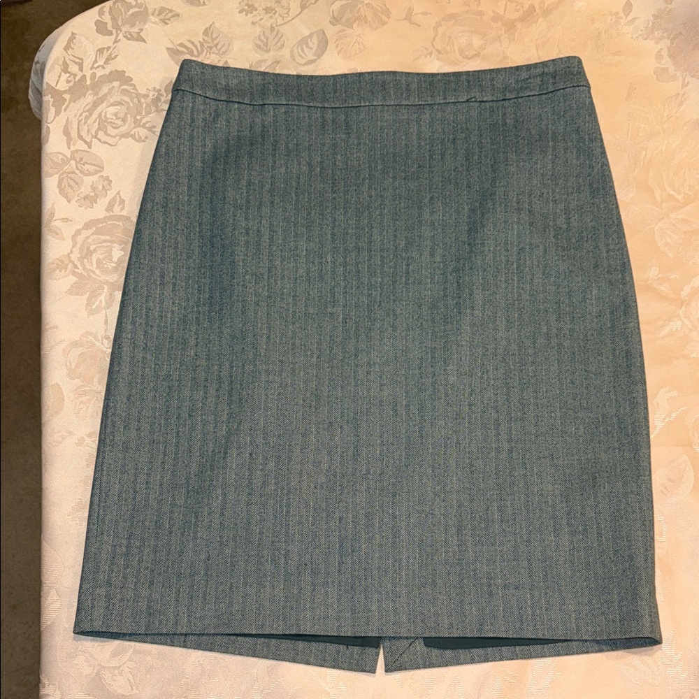 Banana Republic Gray Pencil Skirt